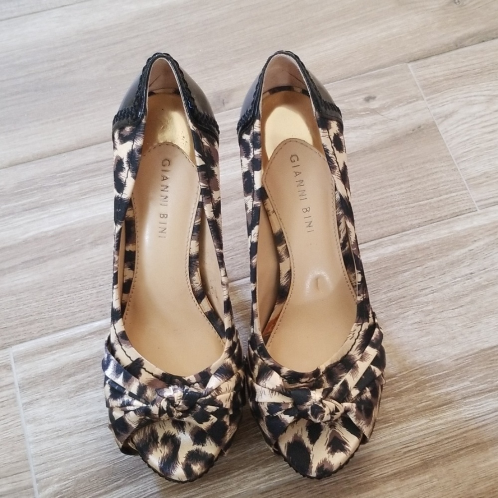 Gianni bini animal print platform heels